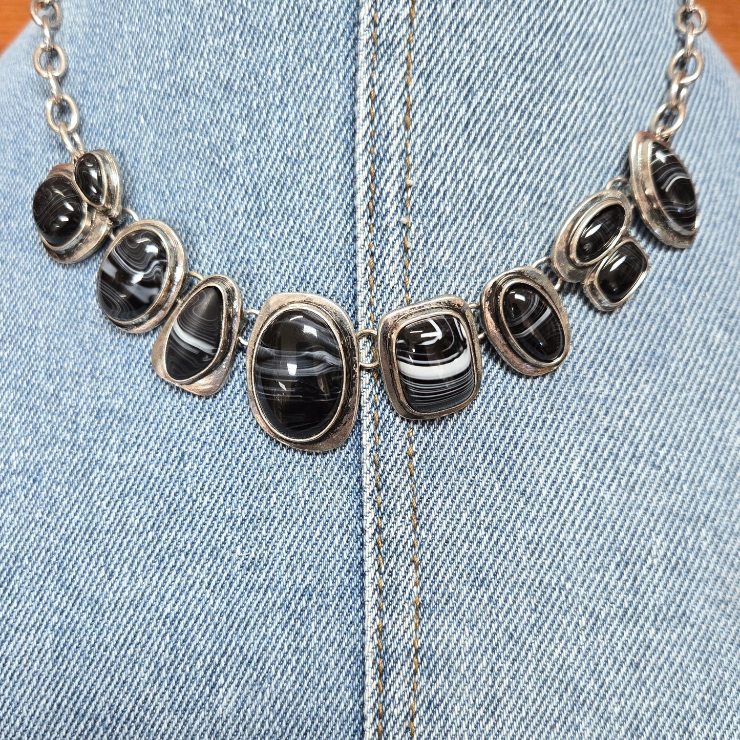N0431 TNE1510 Faux Stone Deco Necklace