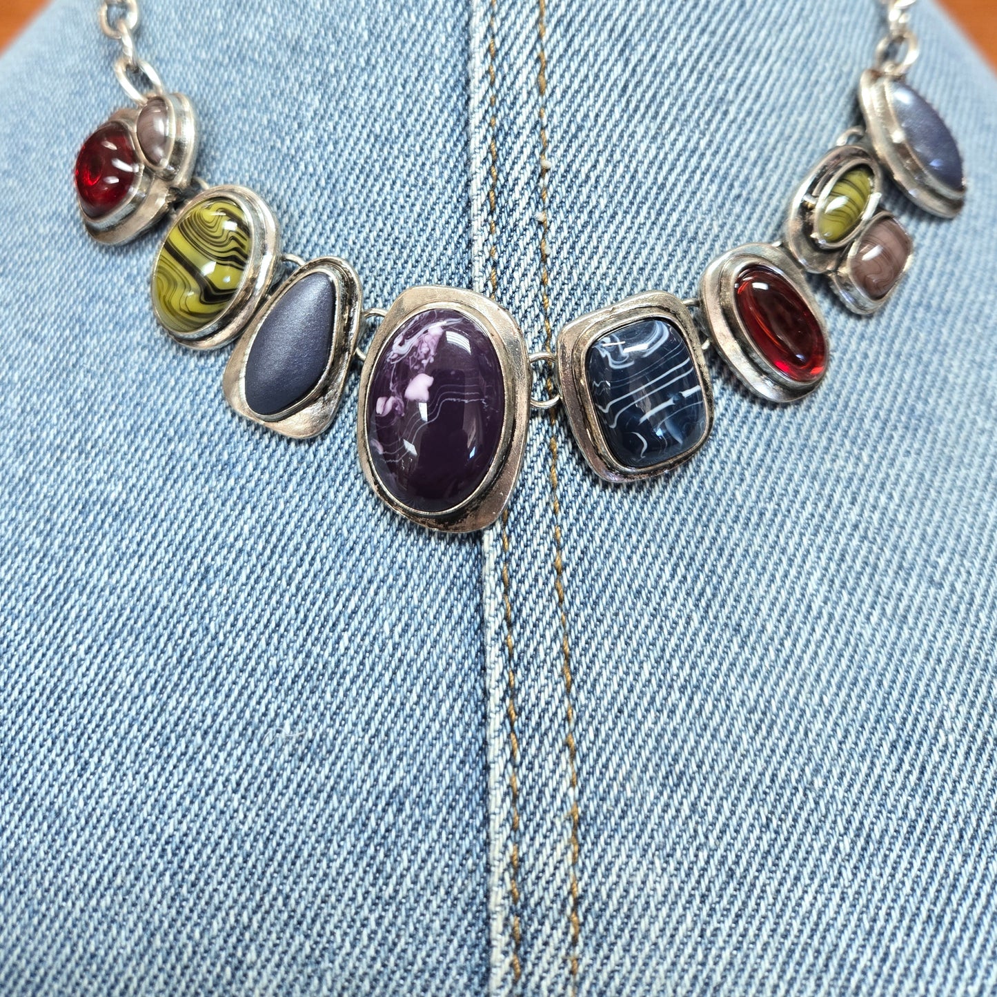 N0431 TNE1510 Faux Stone Deco Necklace