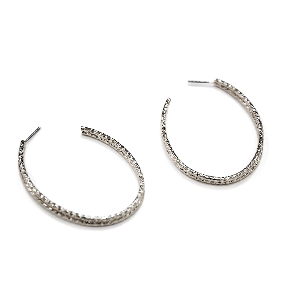 E2266 | Textured Oval Hoop Earrings | VE4746