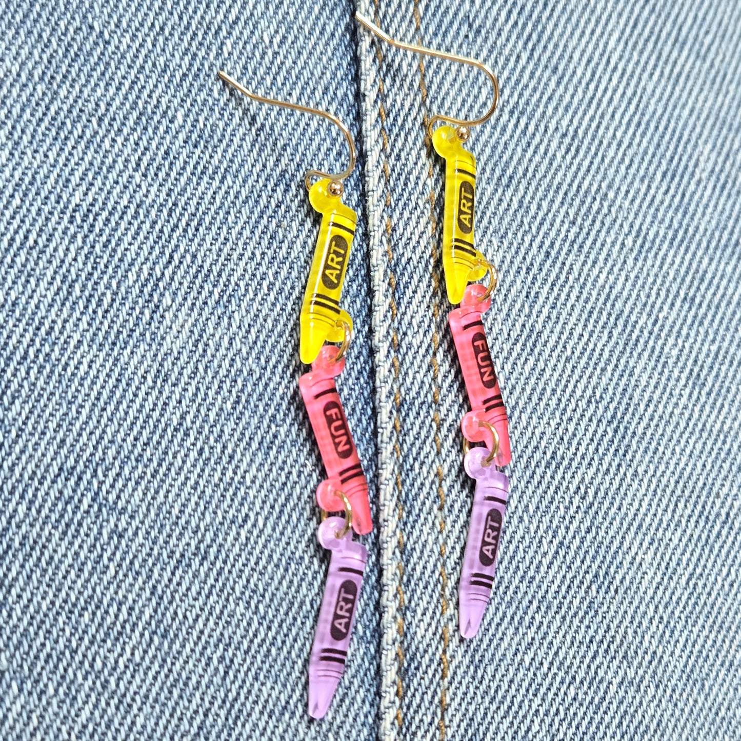 E1072 VER1190 Crayon Linked Design Drop Dangle Earrings