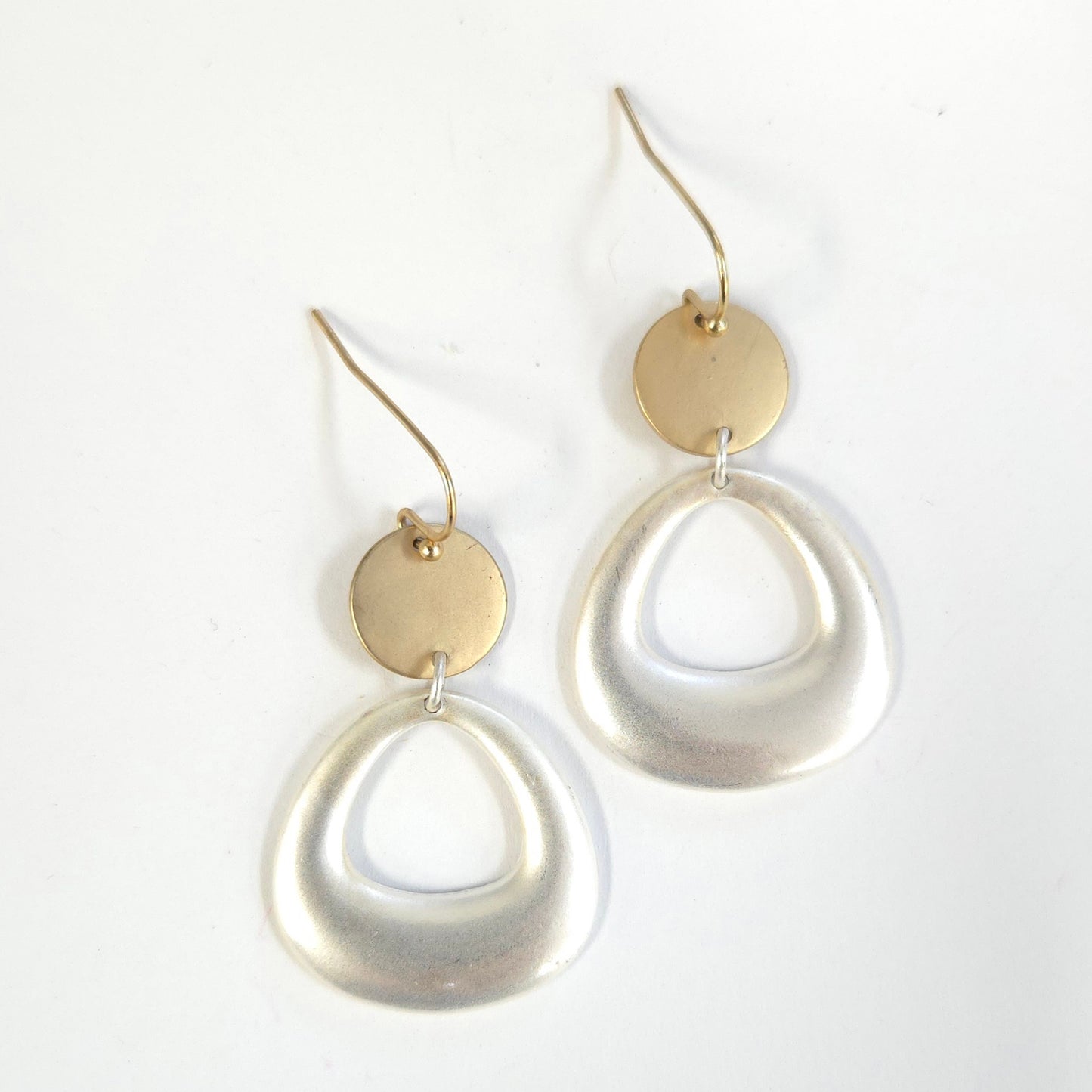 E1676 VER3446 Drop Dangle Earrings
