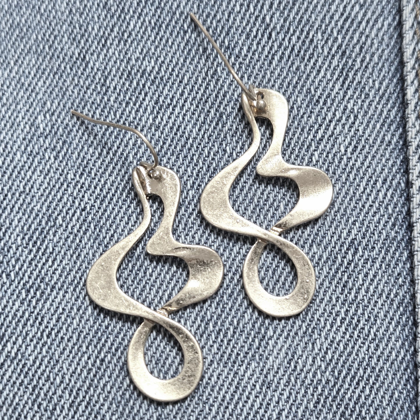 E1272 VER3506 Drop Dangle Post Earrings
