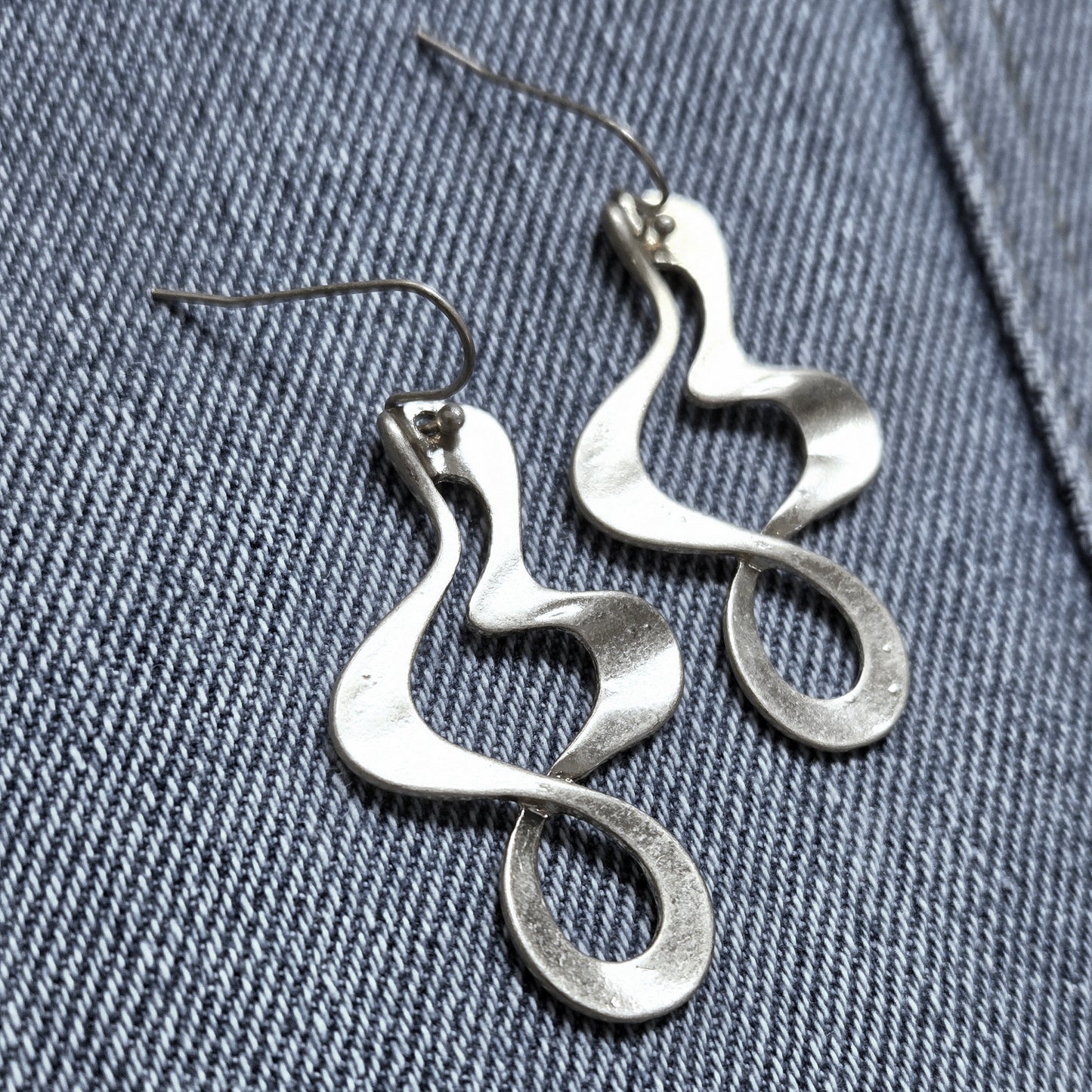 E1272 VER3506 Drop Dangle Post Earrings