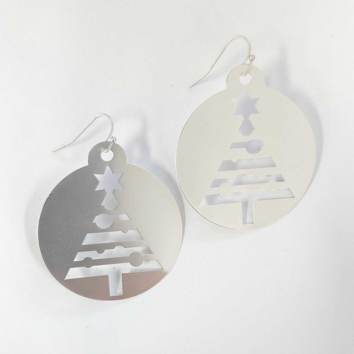 E1622 VER3904 Christmas Earrings