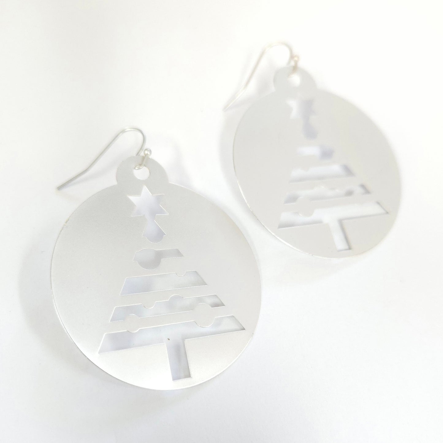 E1622 VER3904 Christmas Earrings