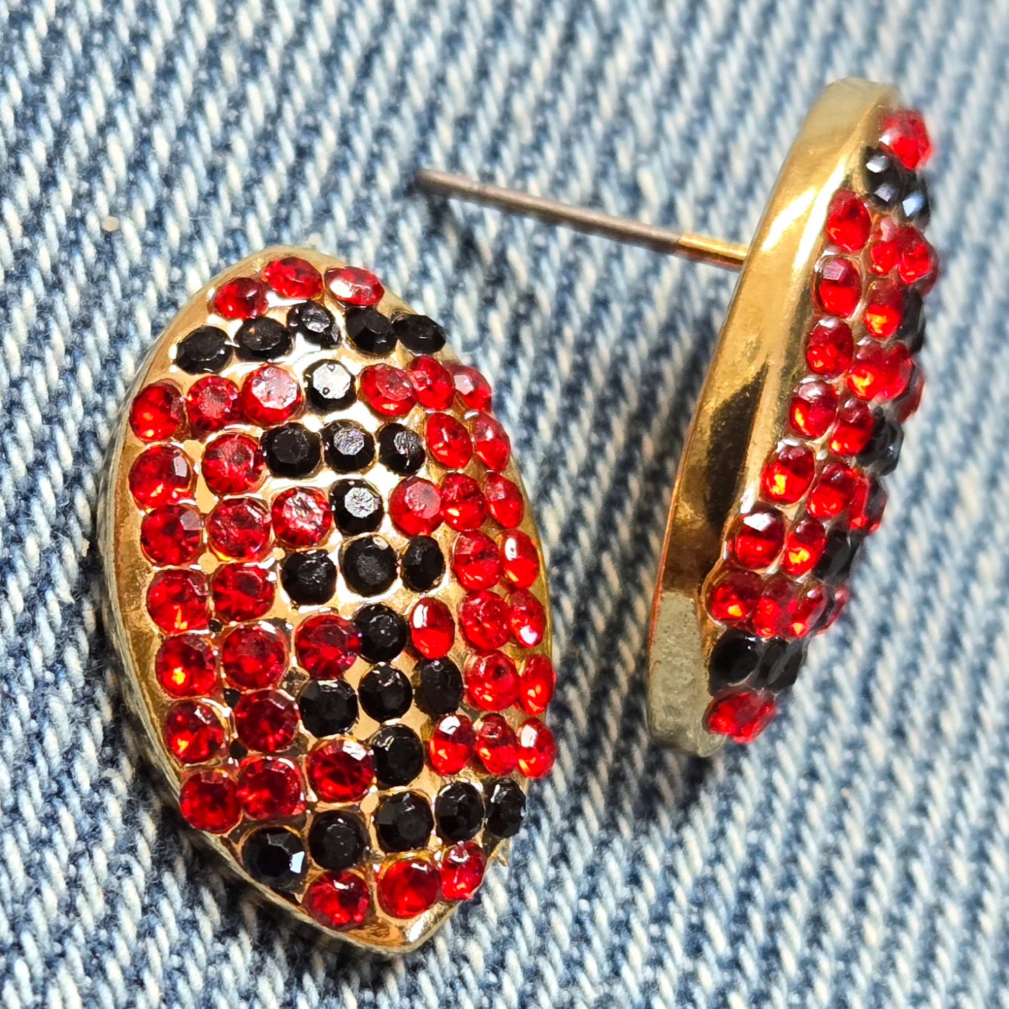E1255 VER6078 Foot Ball Design Stud Earrings