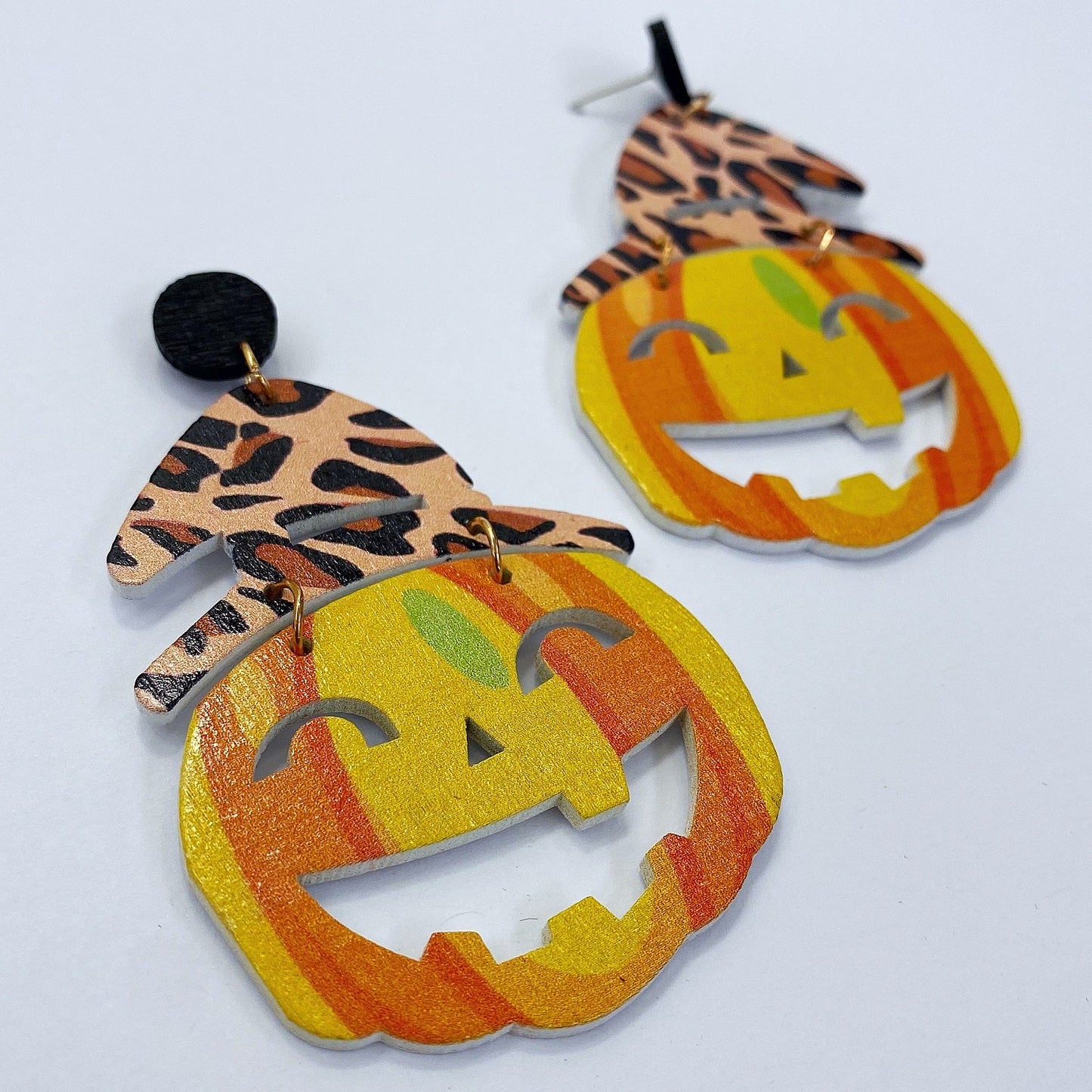 E1569 134401 THANKSGIVING Dangle Earrings