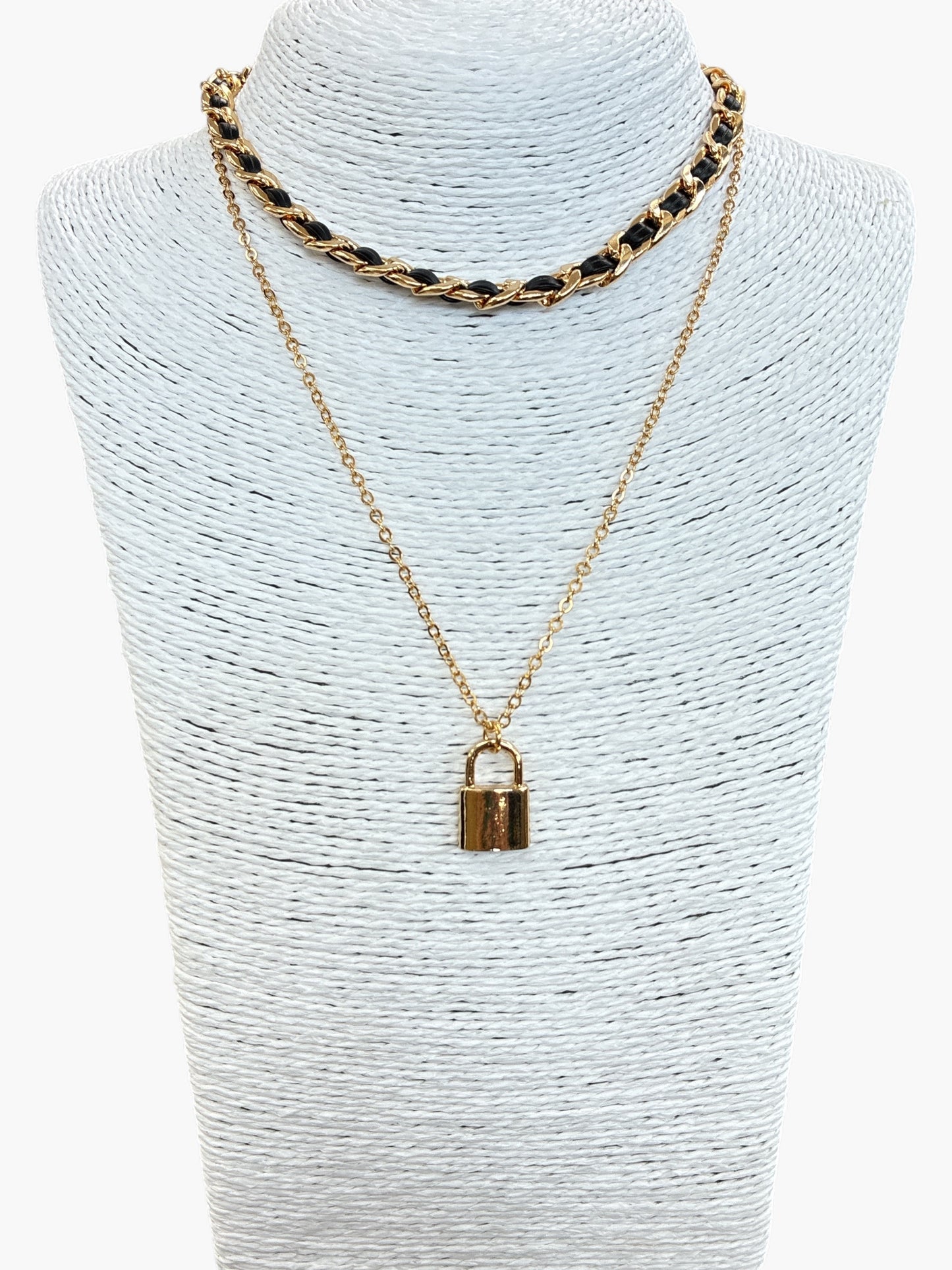 Lock Shape Pendant Choker Necklace | N3207