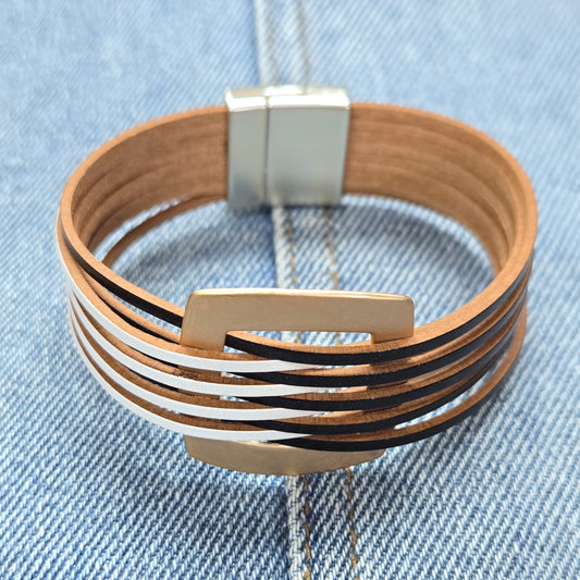 B0211 11 5640 Faux Leather Bracelet