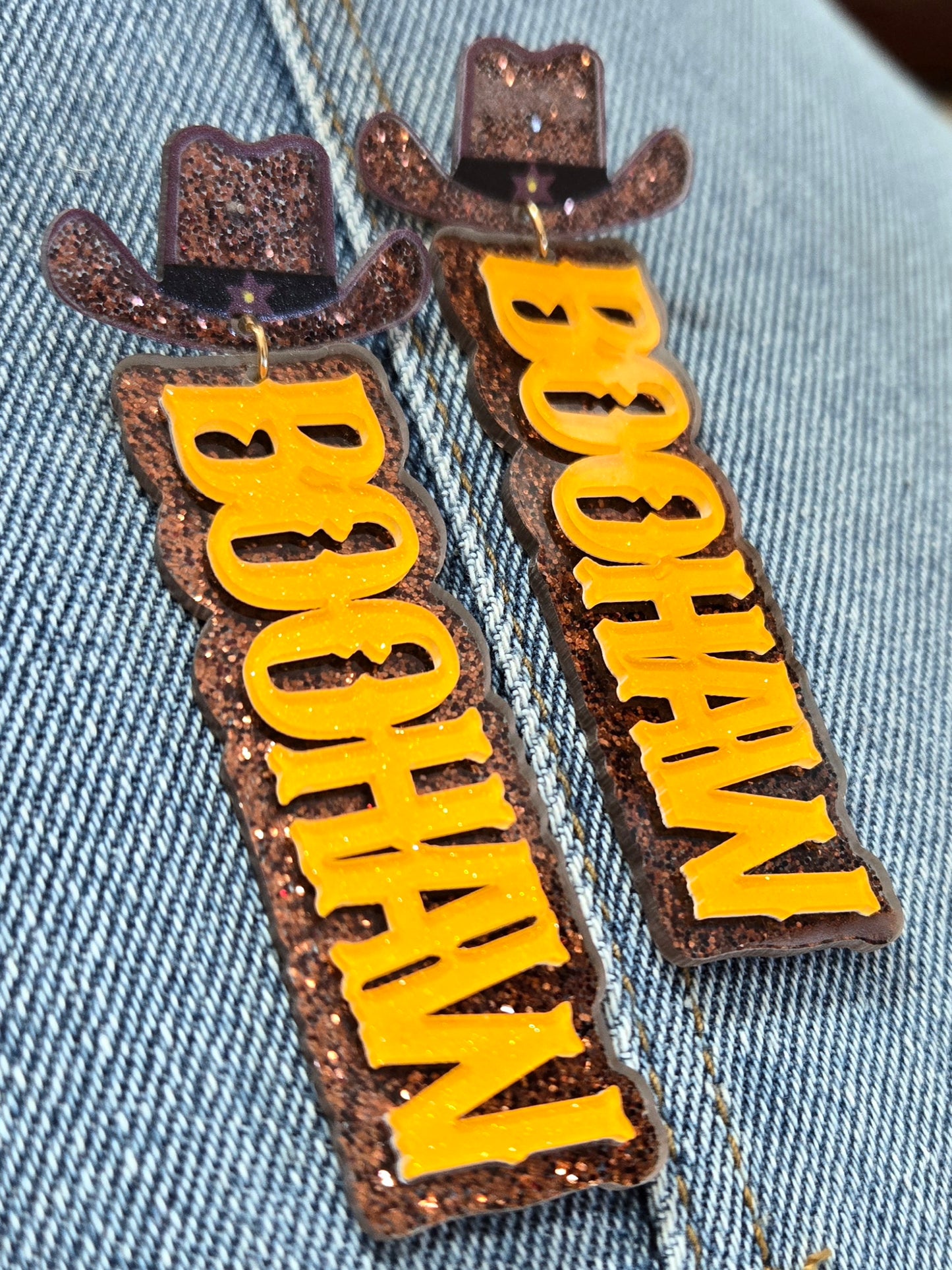 E1028 13-6639 Acrylic Western Theme Word BOOHAW Drop Dangle Post Earrings