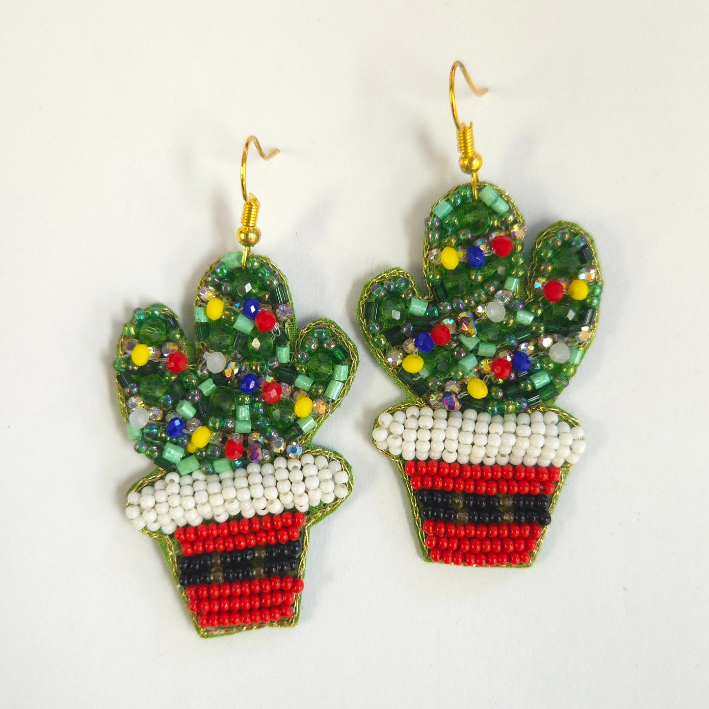 E1594 133609 Christmas Earrings