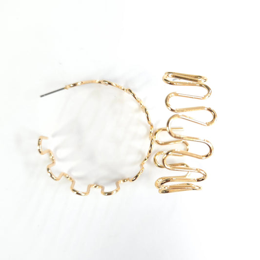 E1681 TKE23318 Hoop Earrings