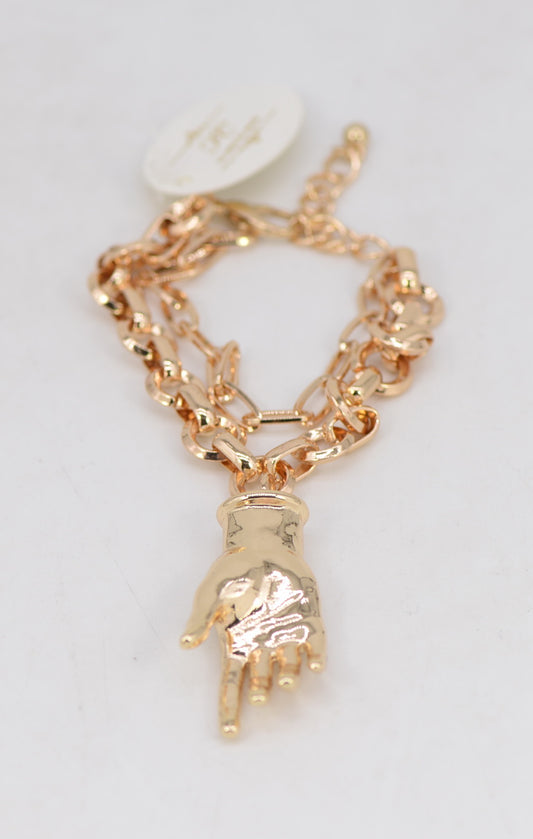 B0396 | Sculpted Hand Charm Chain Bracelet | 25B1282
