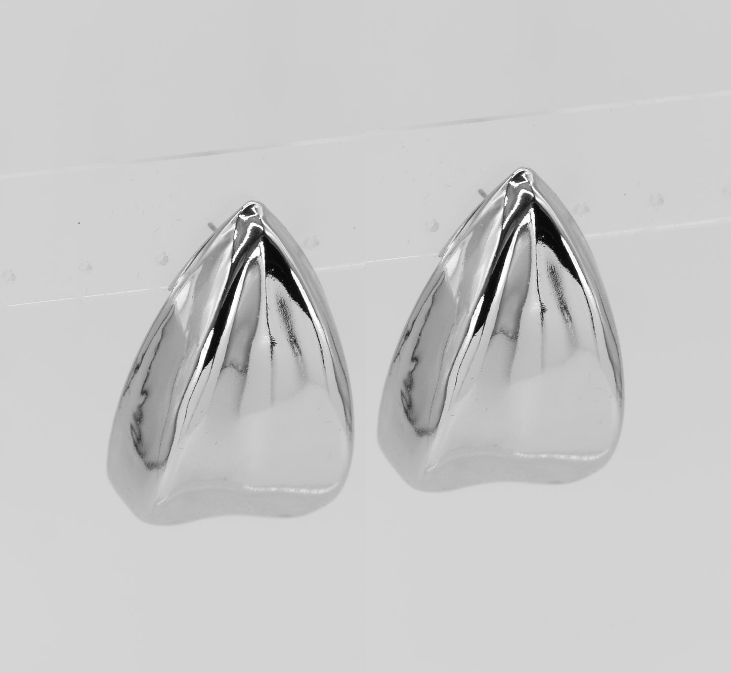 E1172 25E5558 Metal Teardrop Design Drop Post Earrings