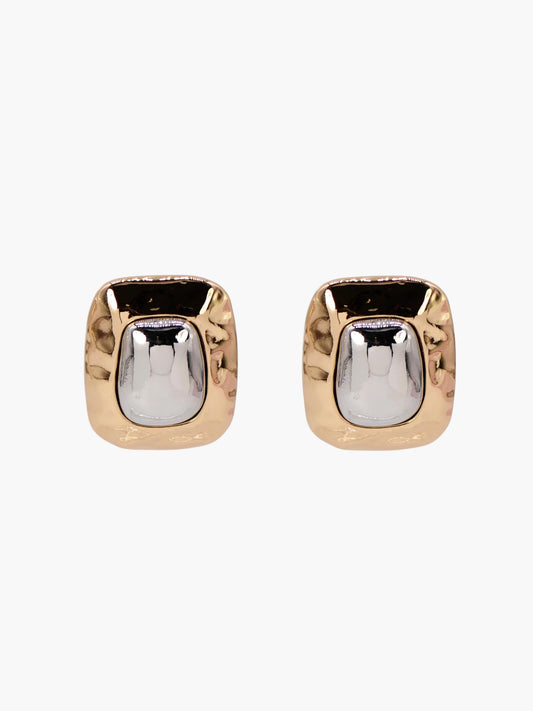E2492 | Hammered Rectangle Accent Earrings | 25E6056