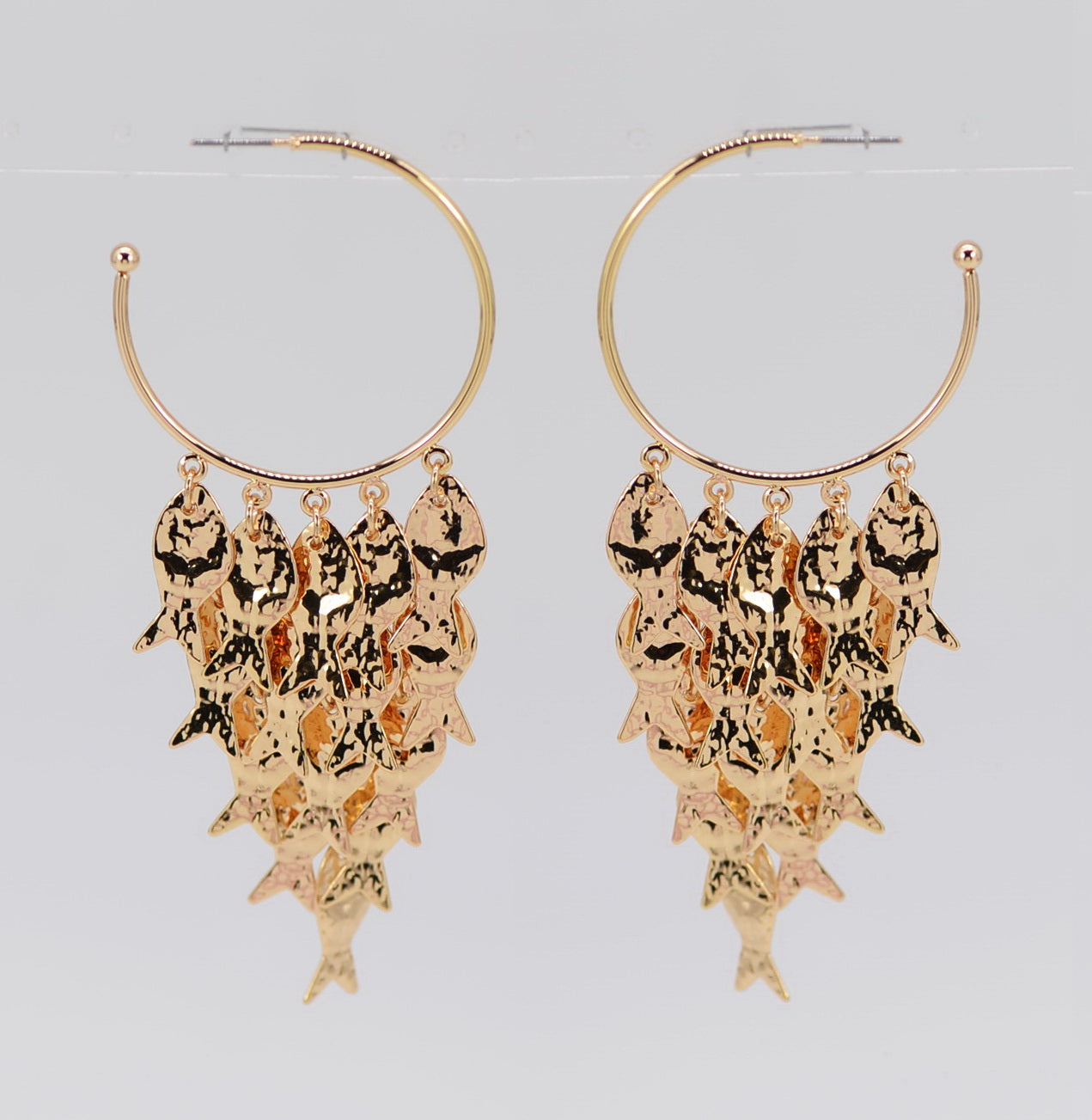 E0262 | Hammered Fish Drop Earrings | 25E6165