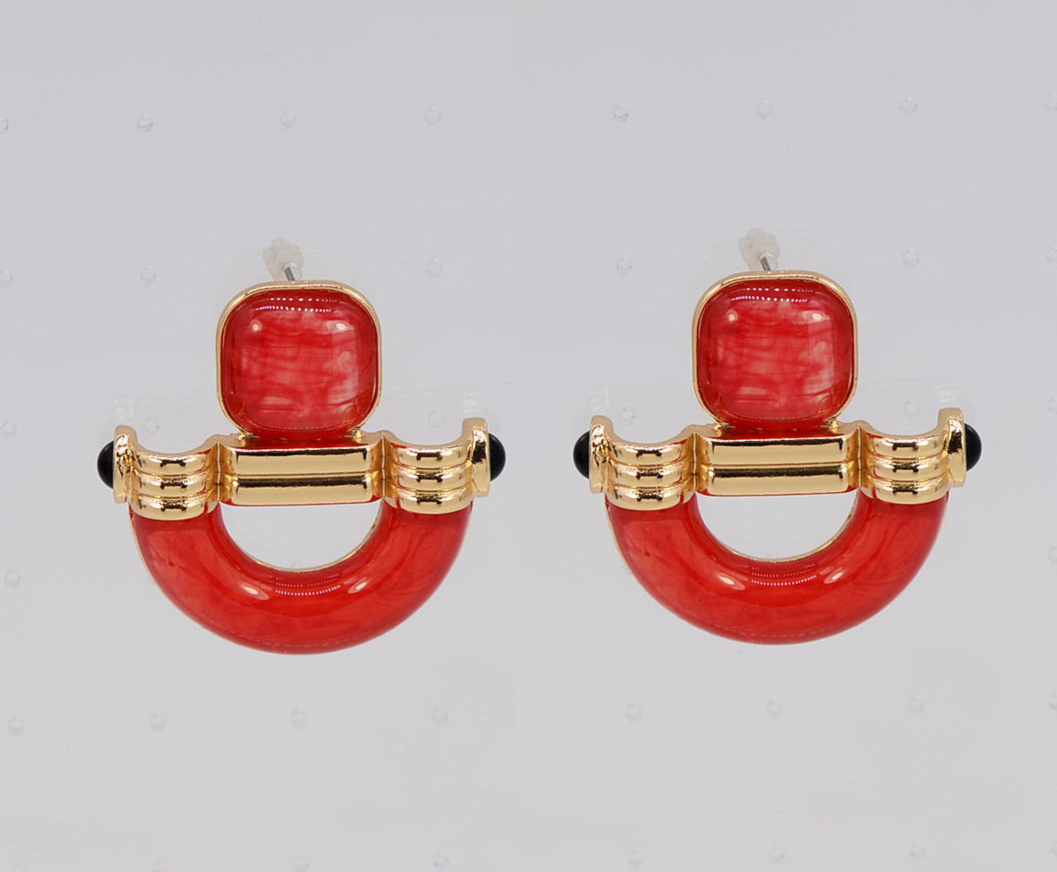 E2493 | Acrylic Horseshoe Drop Earrings | 25E6514