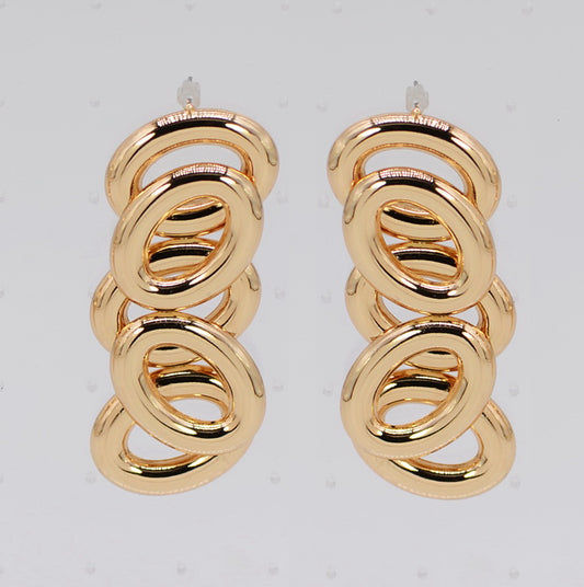 E0277 | Interlocking Ring Statement Earrings | 25E6744