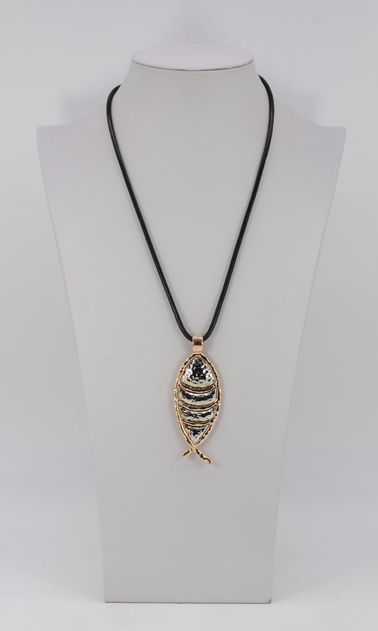 N0517 25N1550 Fish Design Pendant Necklace