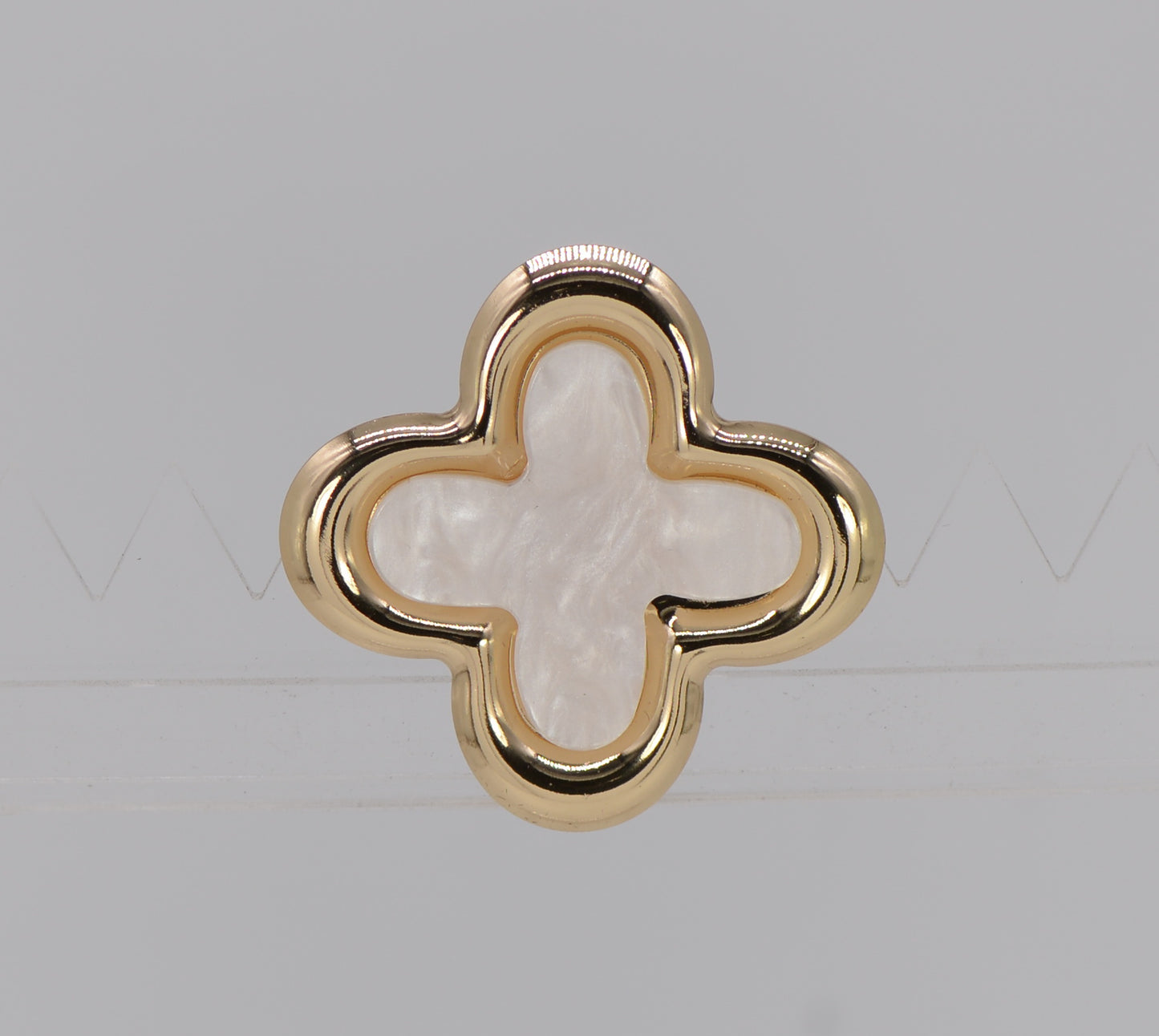 BR0181 25P1026 CLOVER DESIGN BROOCH