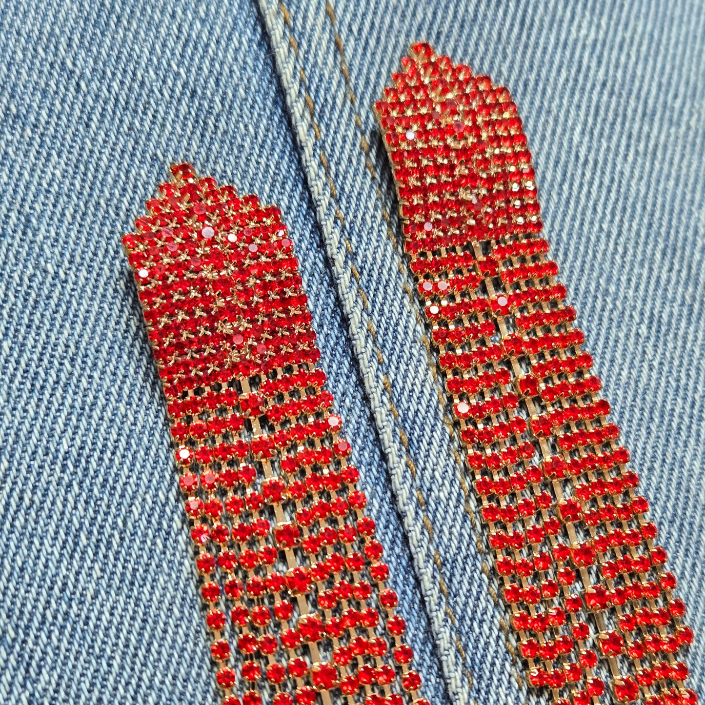 E1428 27196 Tassel Dangle Earrings