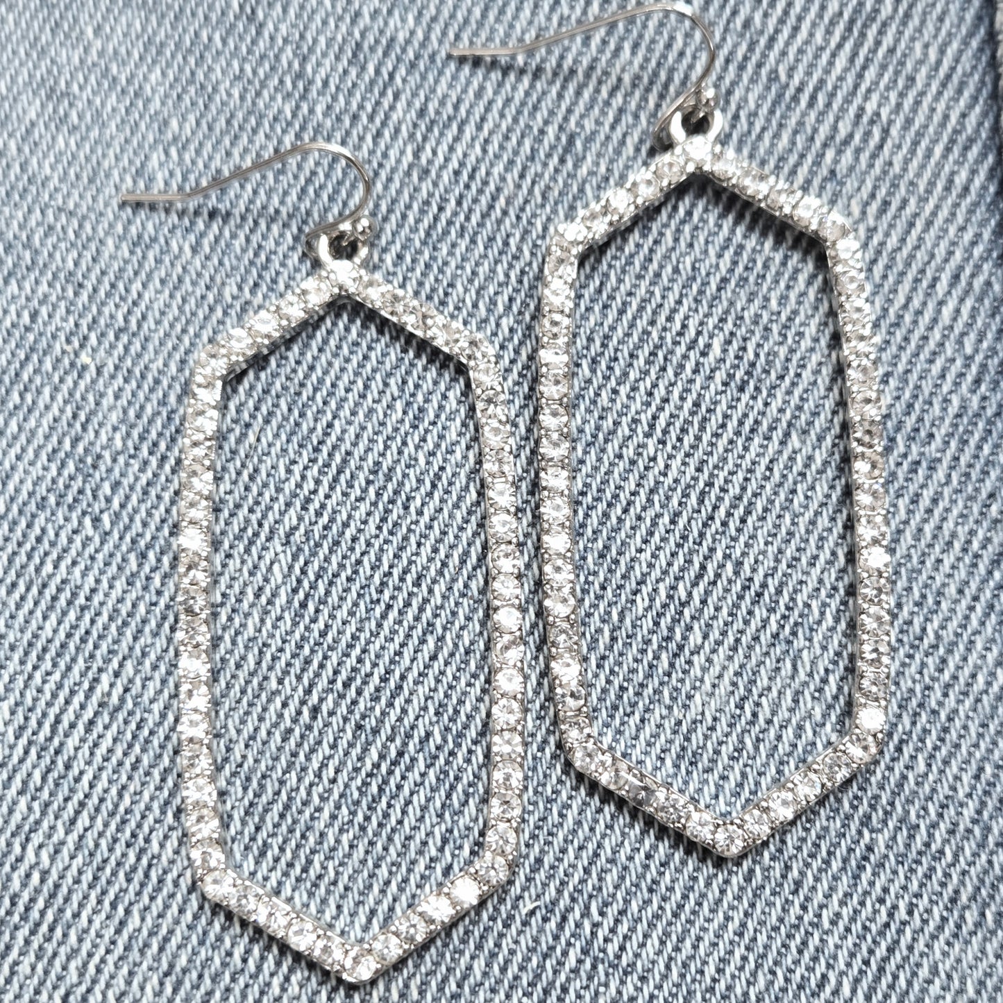 E1344 27787 Hexagon Drop Dangle Earrings