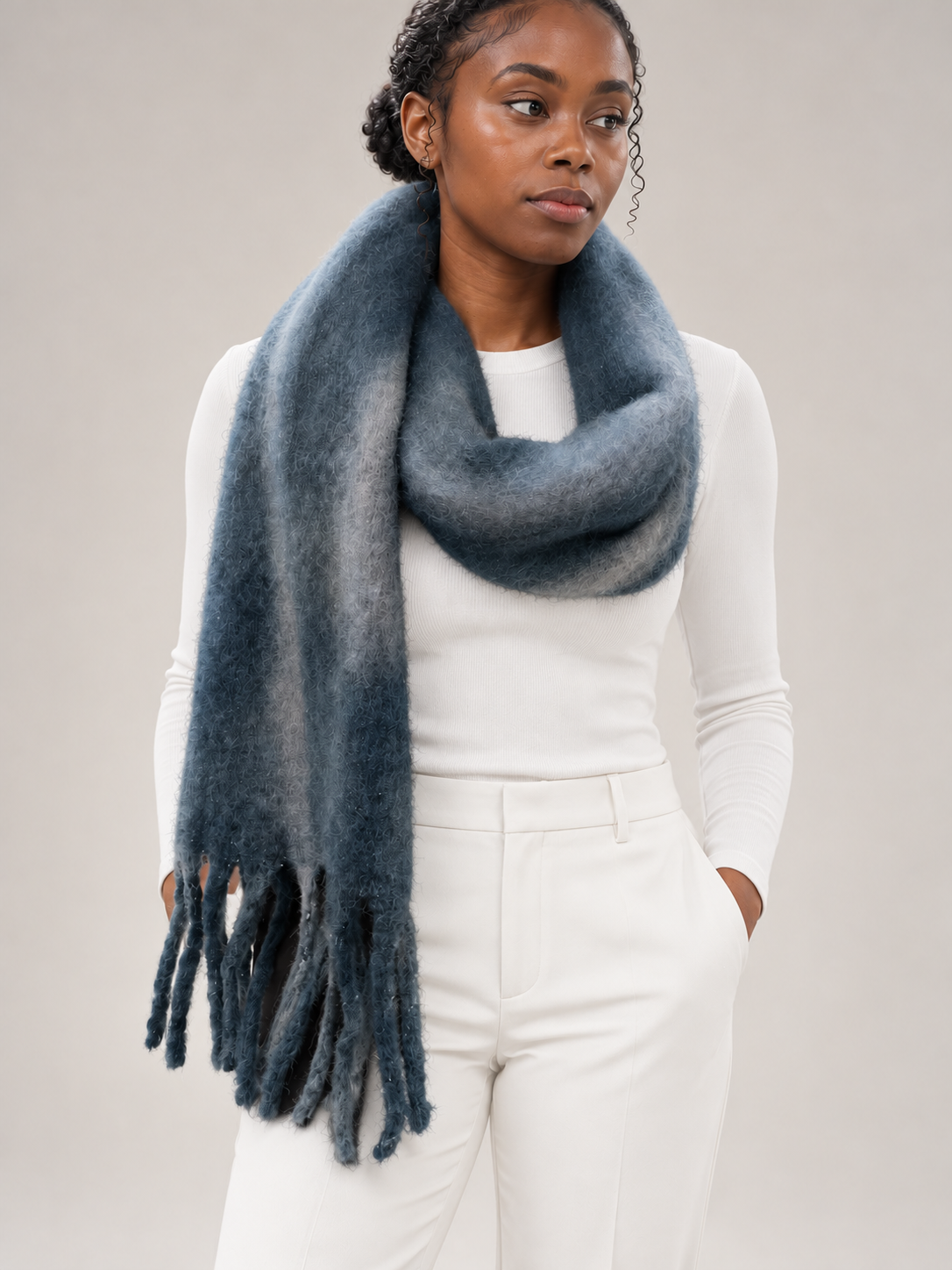Cozy Fuzzy Fringe Scarf | SS0032