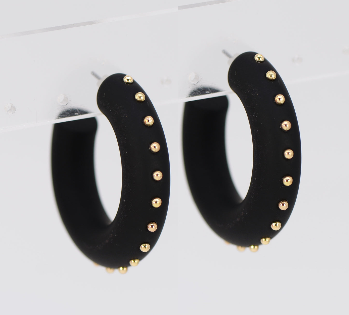 E2280 | Studded Hoop Earrings | 78E4643