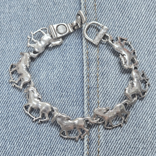 B0194 AB8919 Horse Shapes Bracelet
