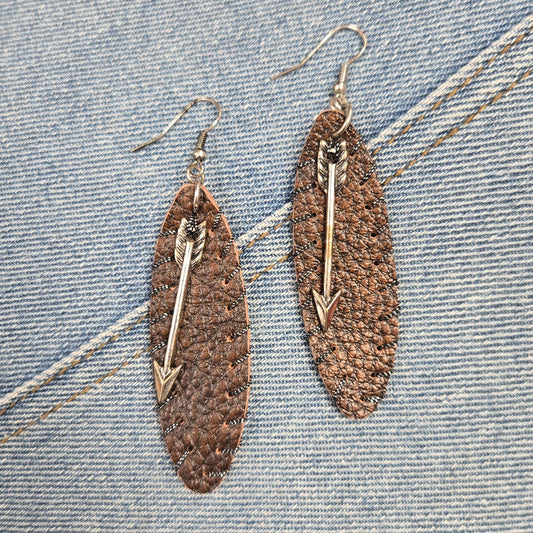 E0984 AE2225 Oval Shape Faux Leather with Arrow Design Dangle Hook Earrings