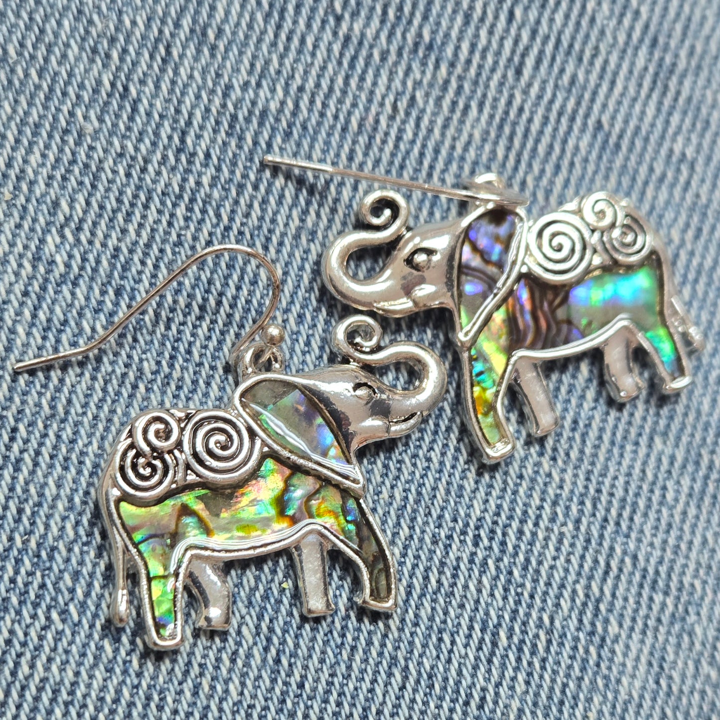 E1334 AE3808 Elephant Dangle Earrings