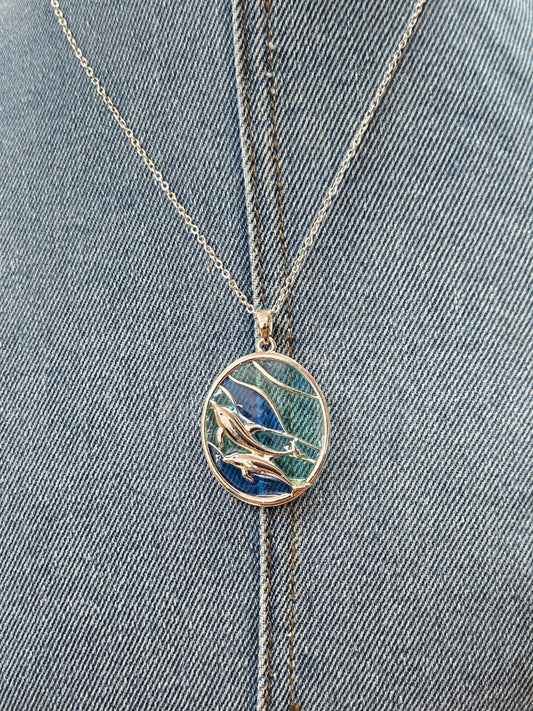 N0402 AN3656 Sealife Dolphin Design Oval Shape Pendant Necklace
