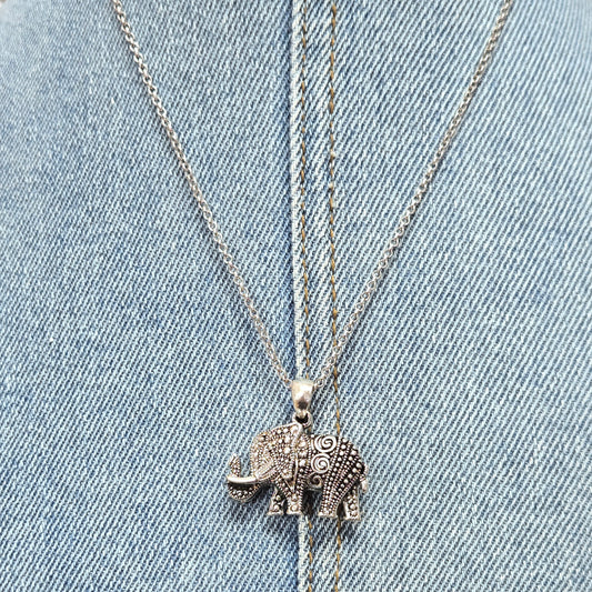 N0464 AS5921 Elephant Shape Pendant Necklace