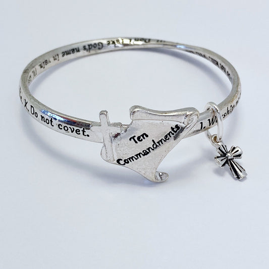 B0310 BB00990 Bangle Bracelet