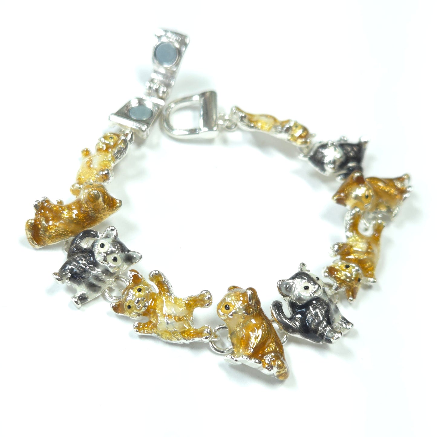 B0319 | Playful Cat Link Bracelet | BB02166