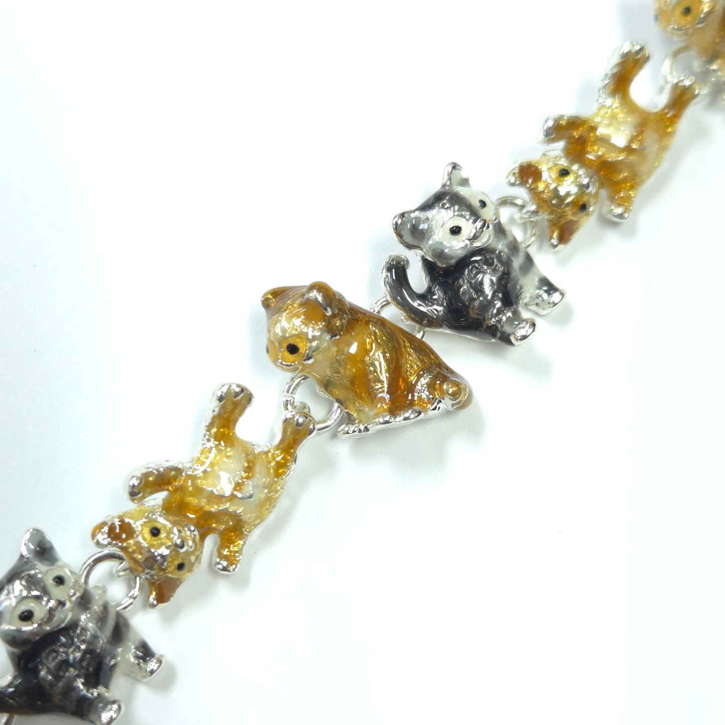 B0319 | Playful Cat Link Bracelet | BB02166