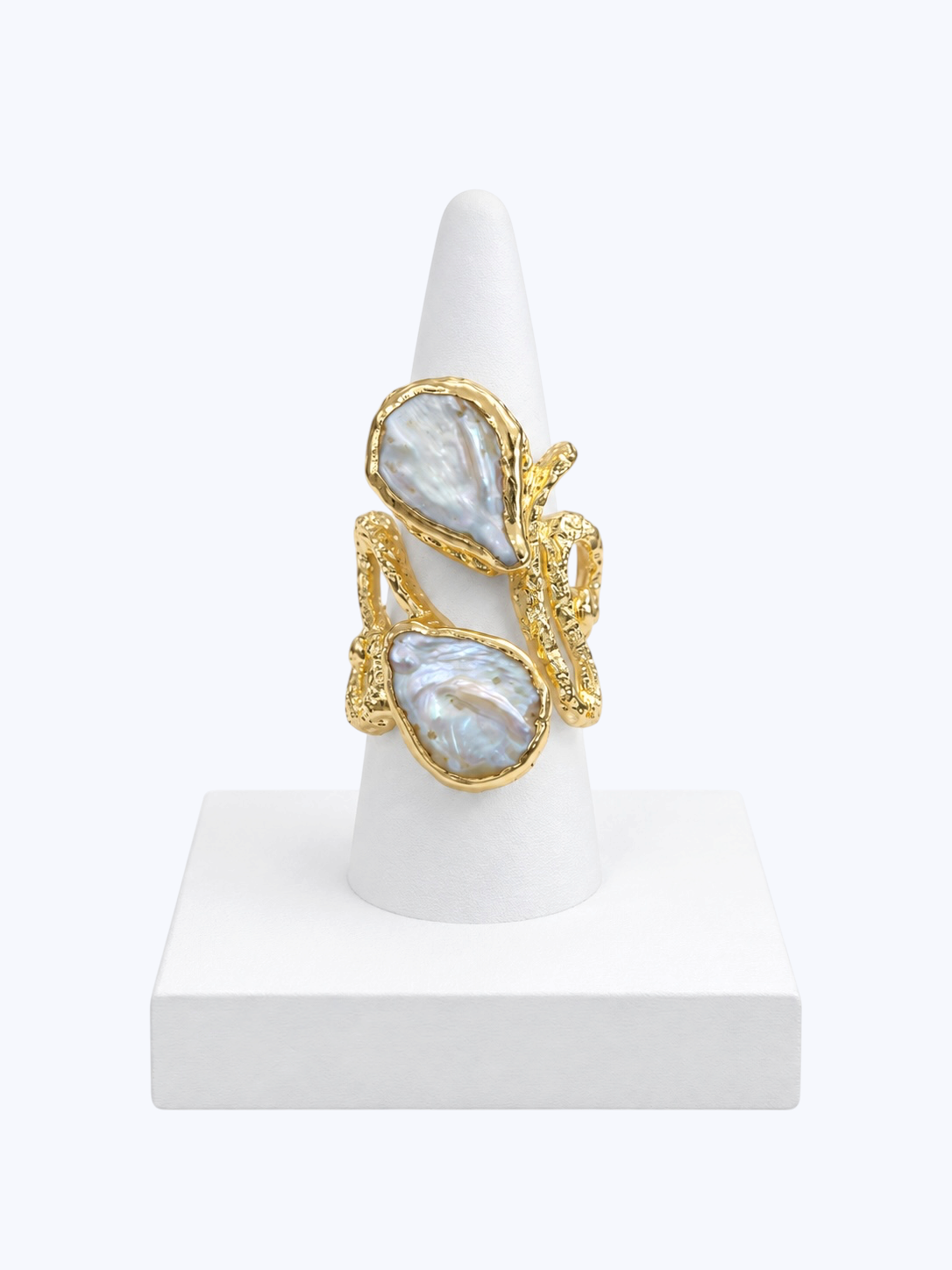 Elegant mother-of-pearl ring with a 14K gold