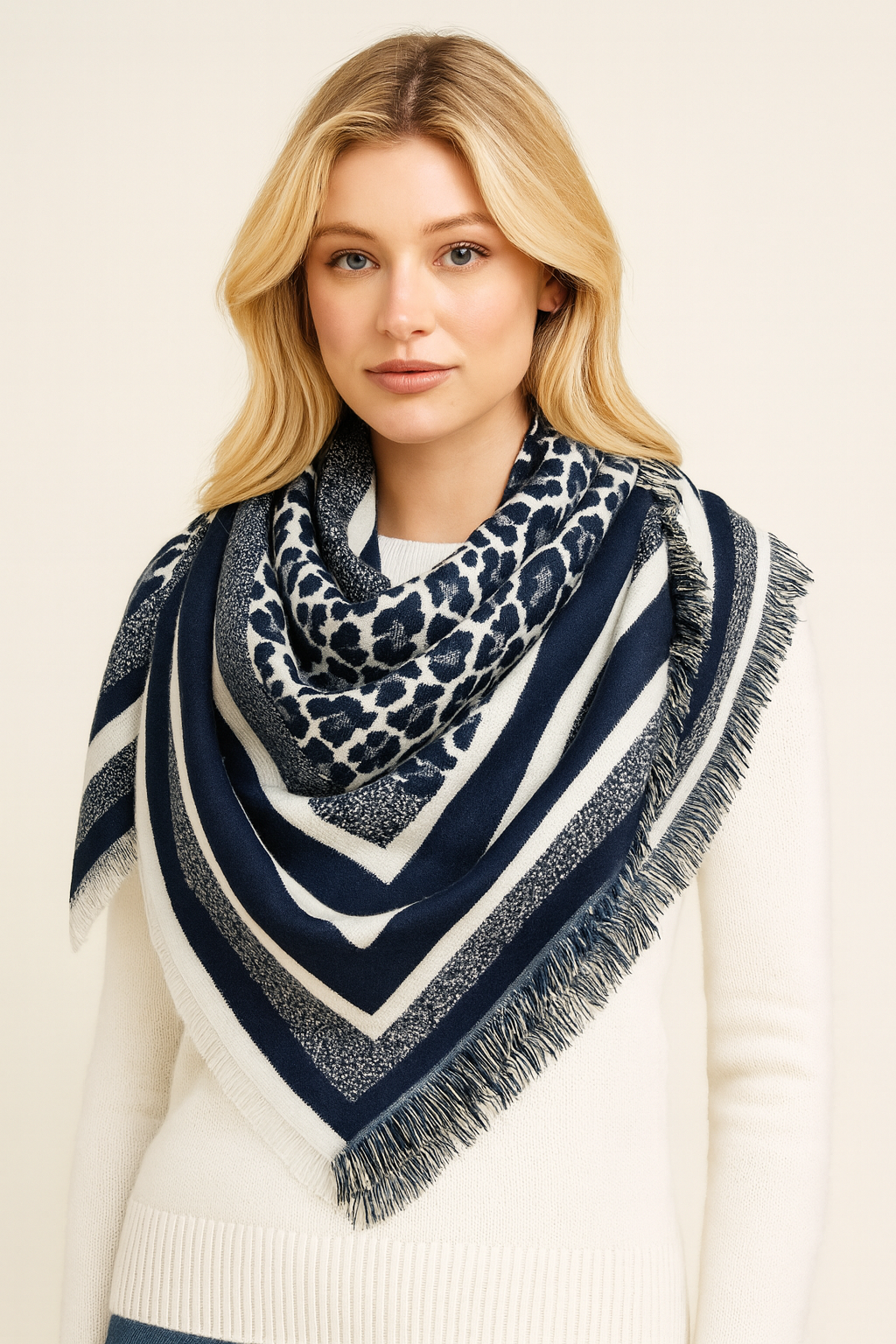 S0004 | Modern Leopard Edge Scarf | BCL520148