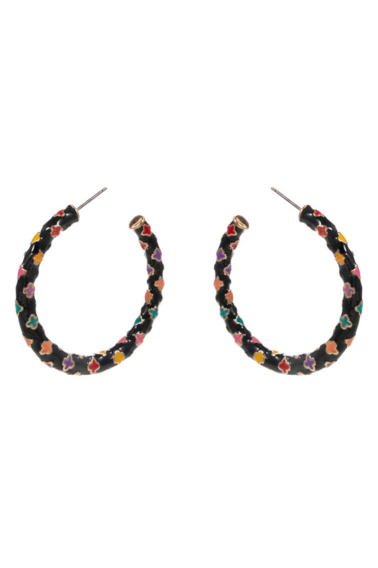 E0866 C4E2334-2 CLOVER PATERN COLOR-ENAME HYPOALLERGENIC HOOP EARRINGS