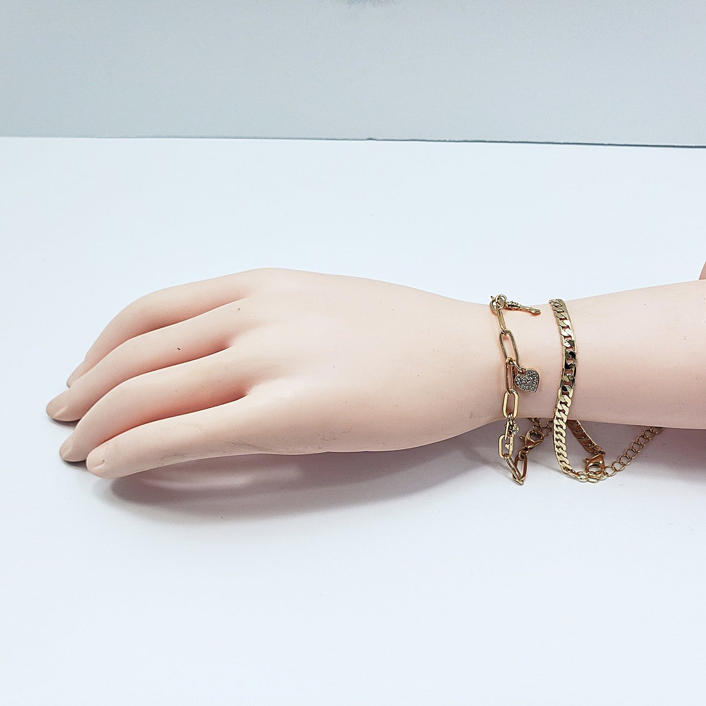 B0233 CB1019 Charms Bracelet