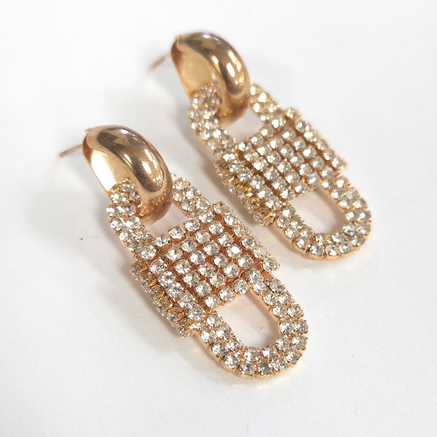 E1461 CE5250 Drop Post Earrings