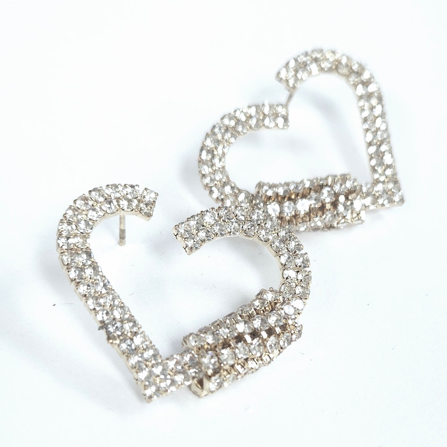 E1463 CE5252 Love Design Earrings