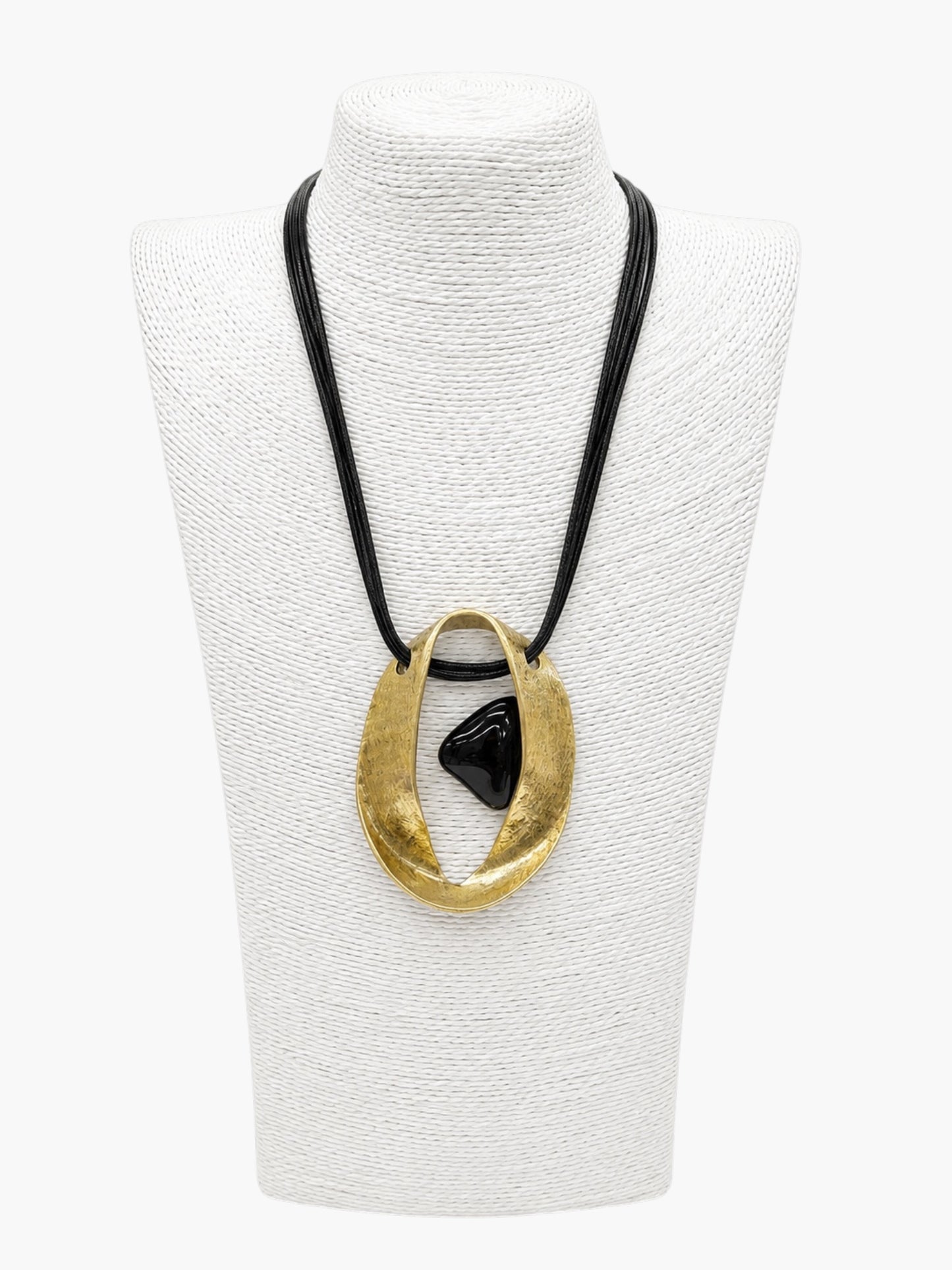 Hammered Metal Pendant Necklace | N5367