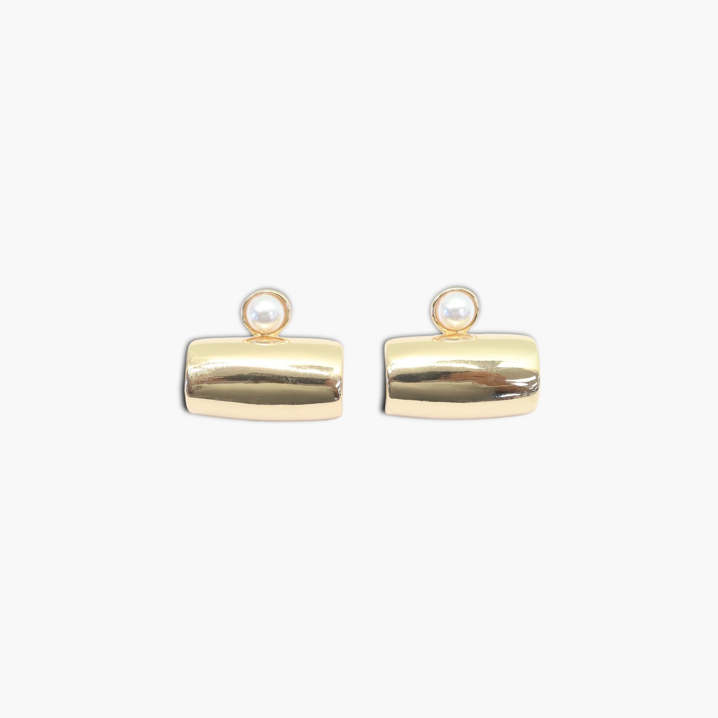 E0063 | Chic Pearl Accent Earrings | 25E5031