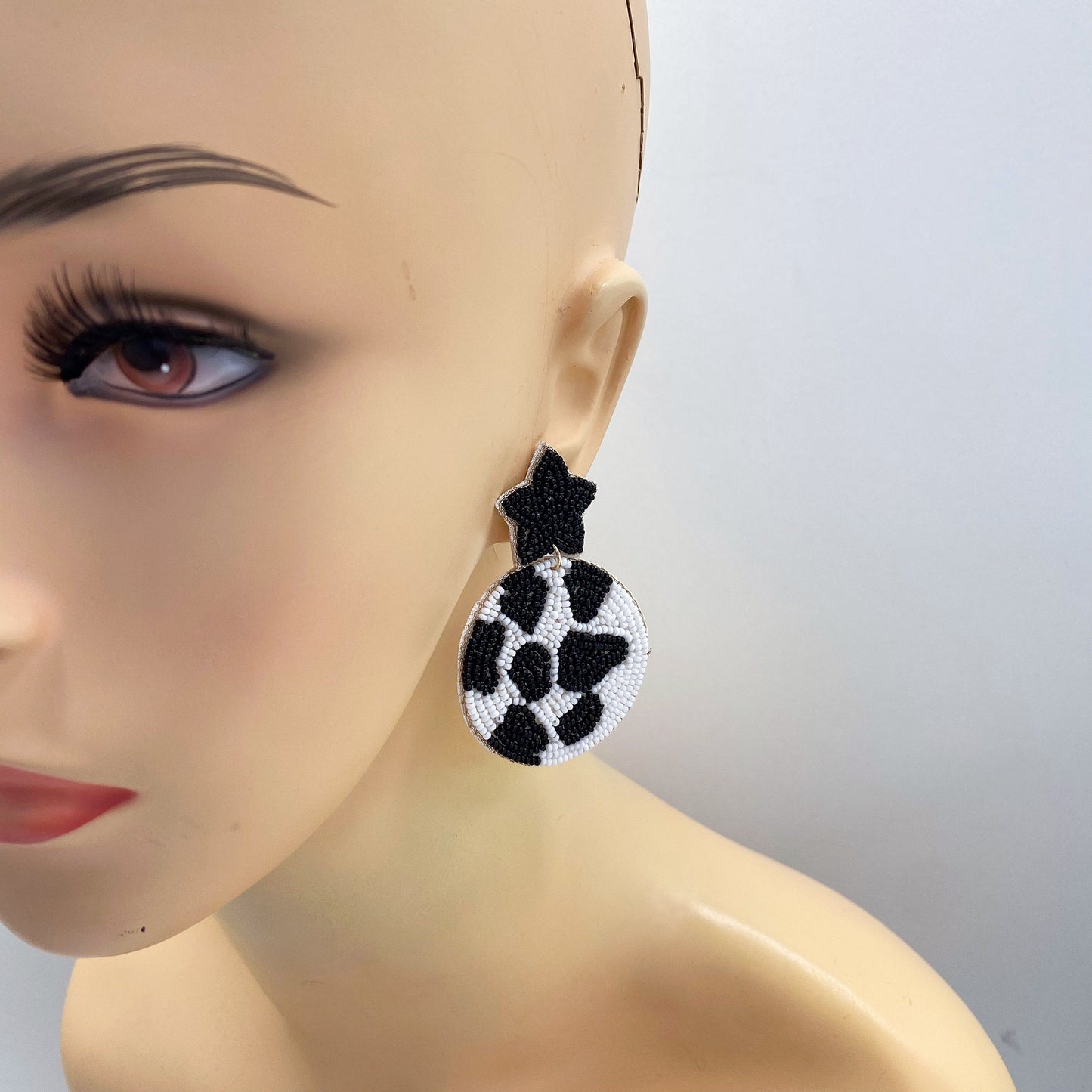 E0023 | Cowhide Beaded Earrings | 135469
