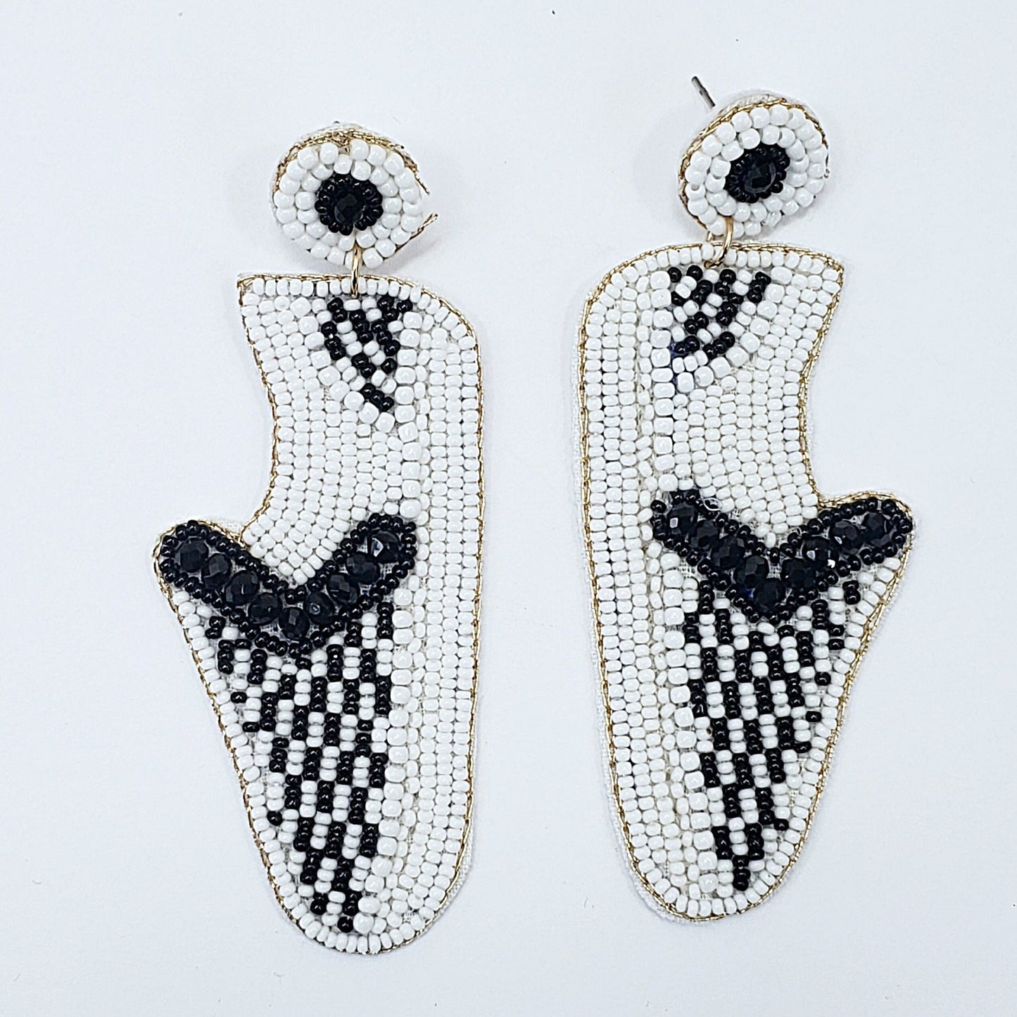 E1349 13 4953 Shoes Dangle Post Earrings