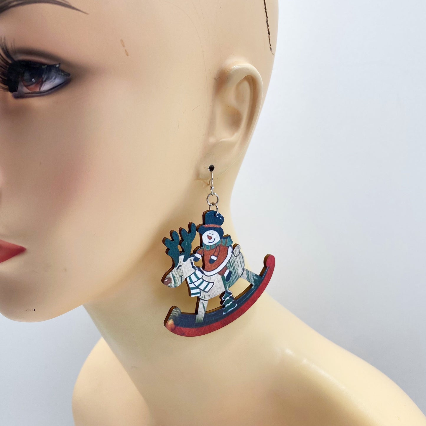 E1589 KE1312 Christmas Earrings