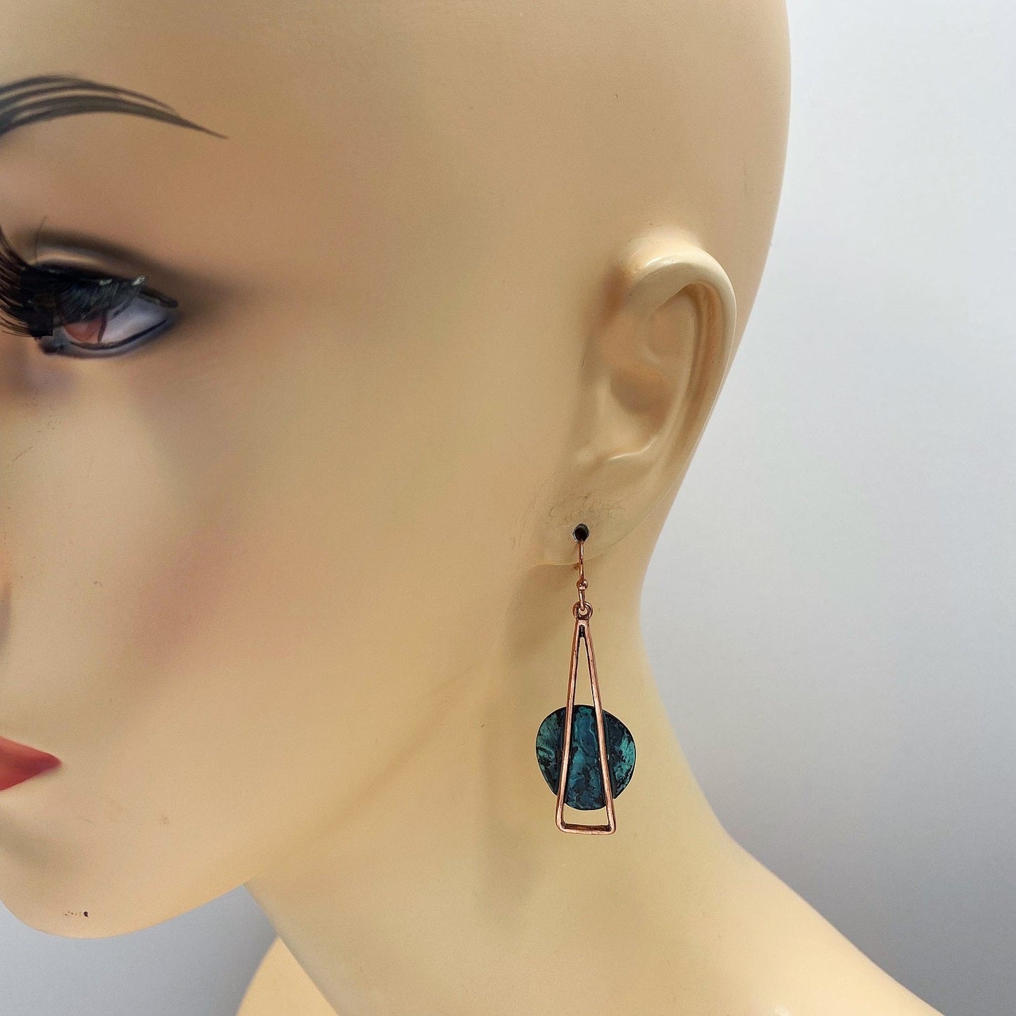 E0846 QE6535 Vintage Retro Style Drop Dangle Hook Earrings