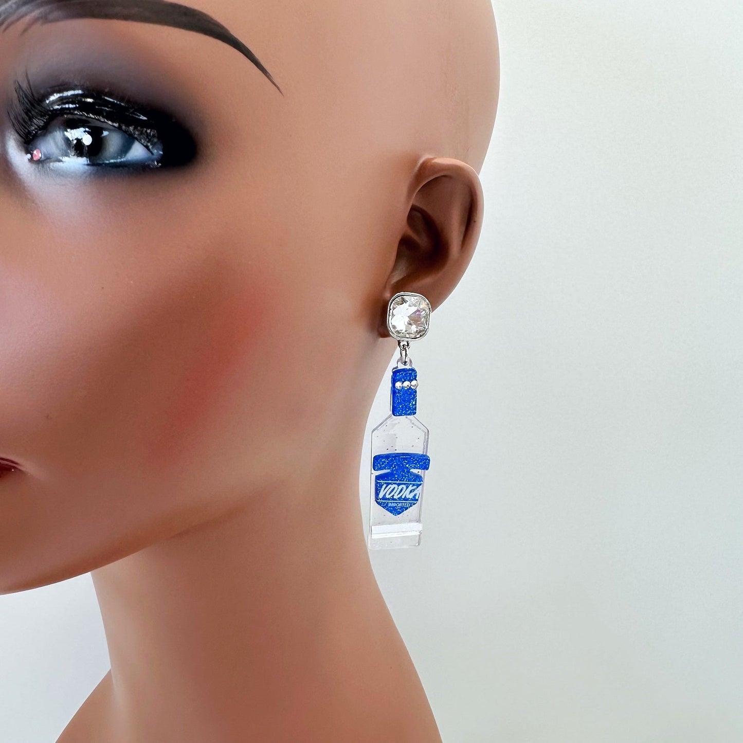 E1046 ME90571 Bottle Design Drop Dangle Hook Earrings