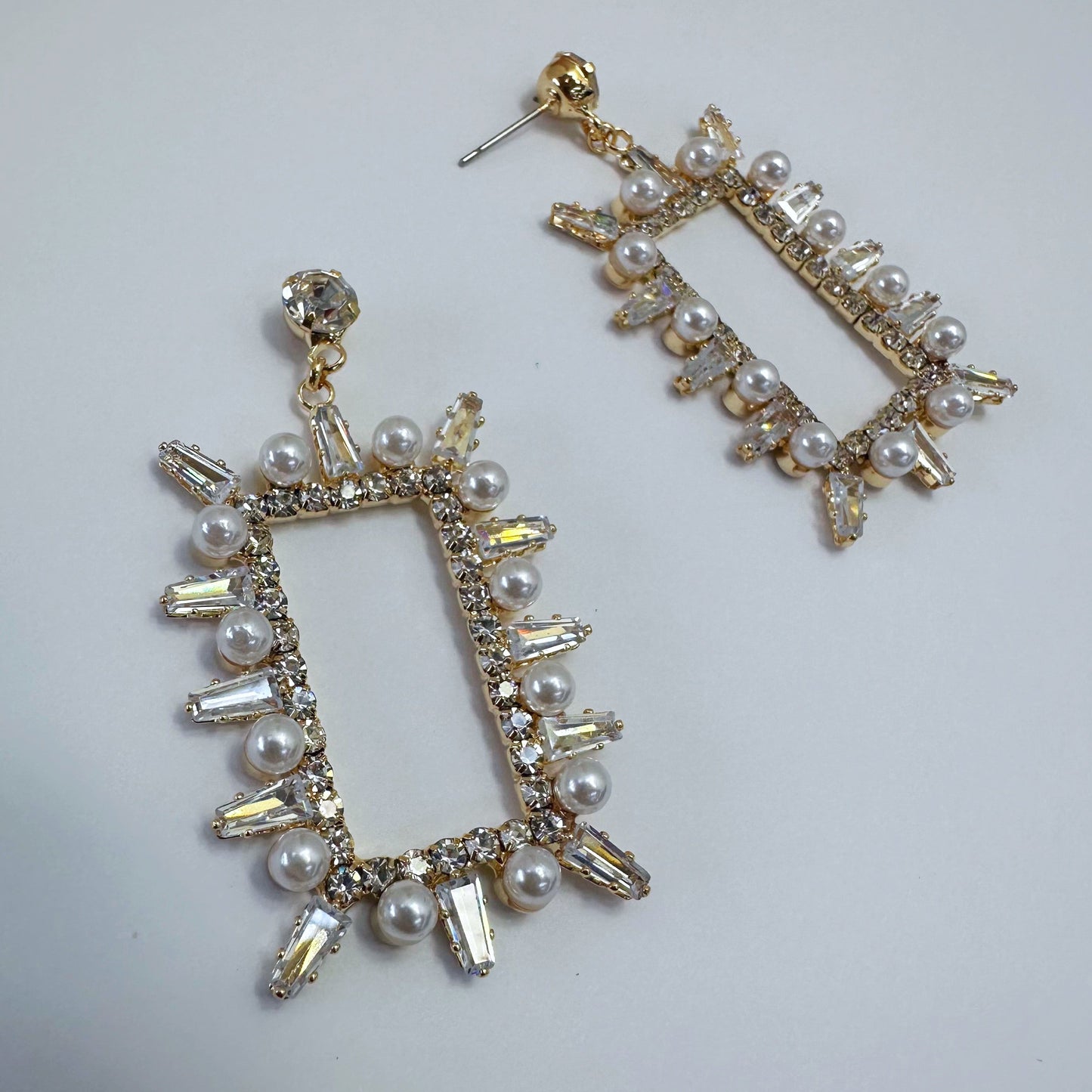 E1401 28432 Drop Dangle Earrings